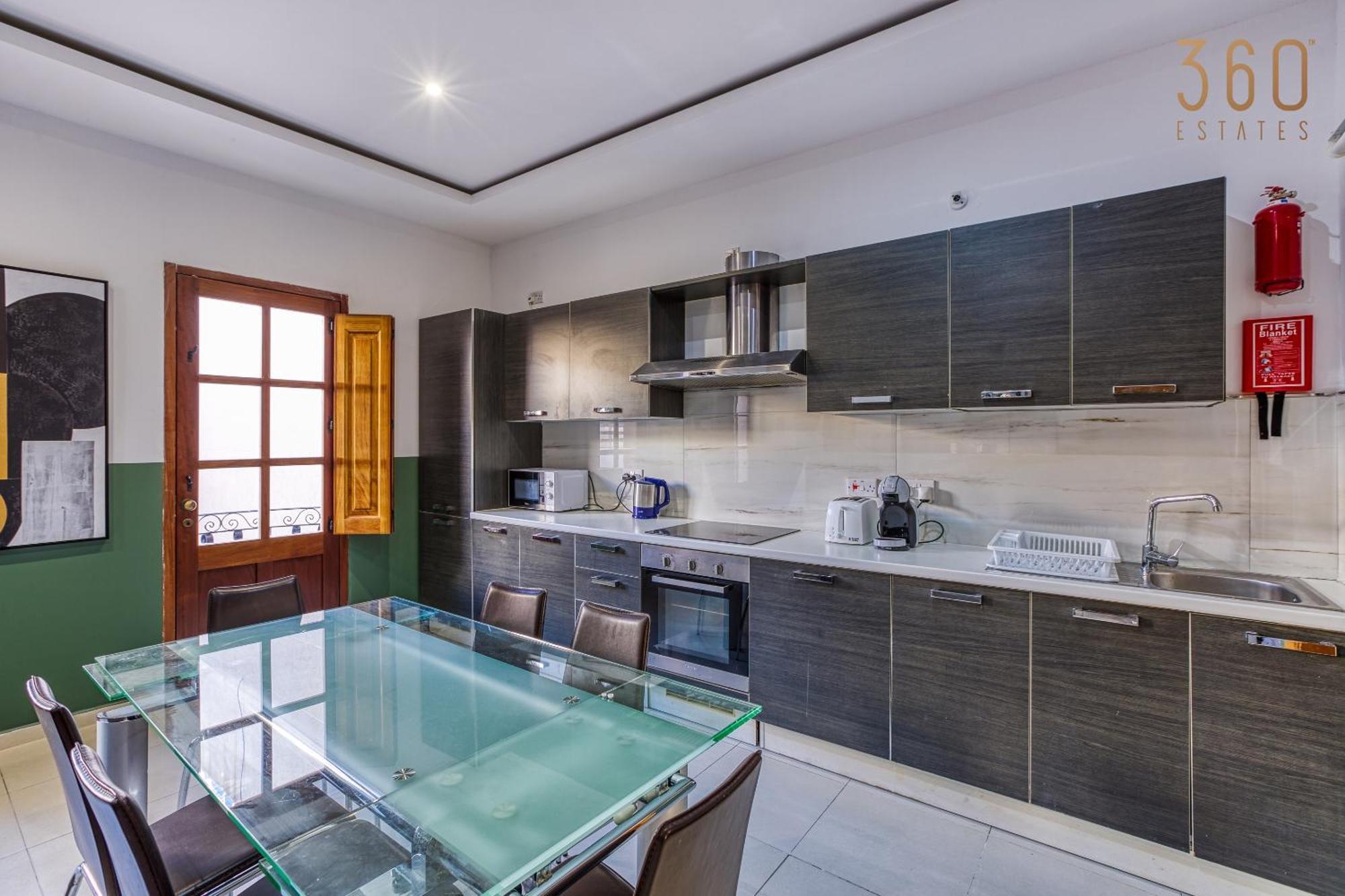 Stylish 2br With Balconies In St Julians By 360 Estates *
