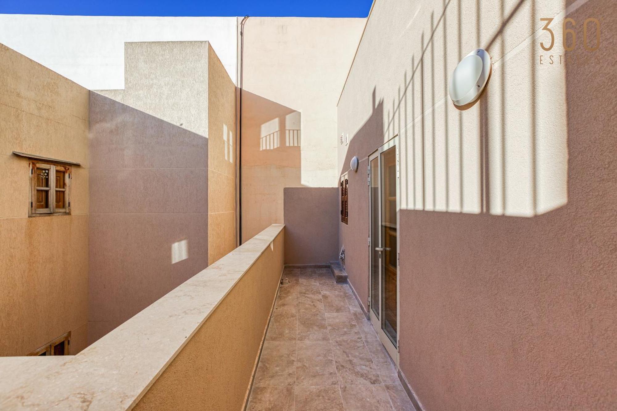 Stylish 2br With Balconies In St Julians By 360 Estates *